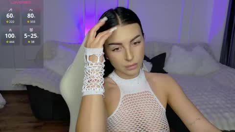 Snapshot of lady_charm__ chatting on May 20, 2026, 5:24 am Mira online show from May 20, 2026, 5:24 am