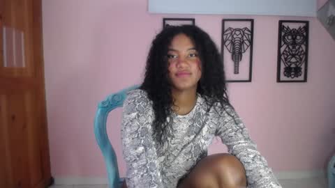Karla - Instagram   lady karla1 online show from December 29, 2024, 3:22 am