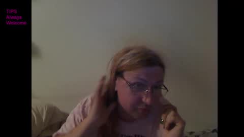 Snapshot of lady_delilah_ts chatting on November 3, 2025, 1:29 am Delilah-Catherine online show from November 3, 2025, 1:29 am