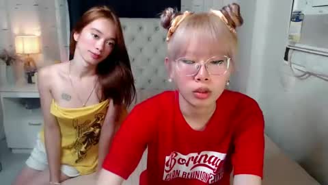 Snapshot of lady_galacticax chatting on December 12, 2024, 8:57 am online show from December 12, 2024, 8:57 am