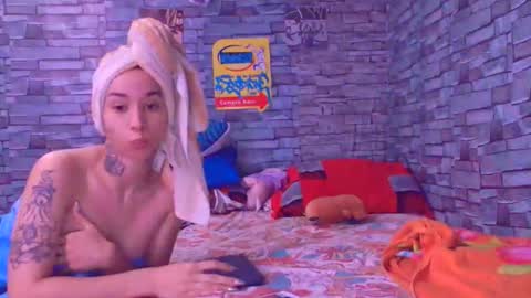 Lady godss online show from December 3, 2025, 1:35 am