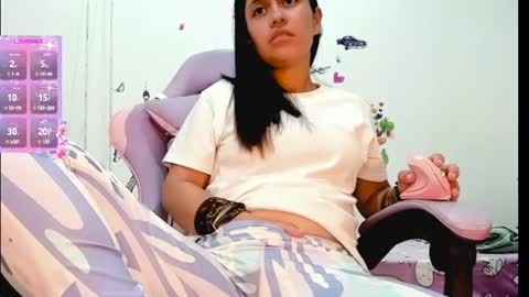 Snapshot of lady_jhana chatting on June 19, 2026, 11:47 am Jhana online show from June 19, 2026, 11:47 am