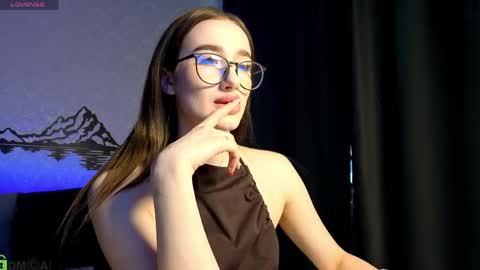 Olivia online show from April 29, 2026, 8:07 am