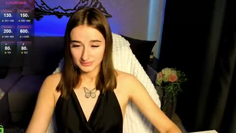 Snapshot of lady_luck18 chatting on June 10, 2026, 1:39 am Olivia online show from June 10, 2026, 1:39 am