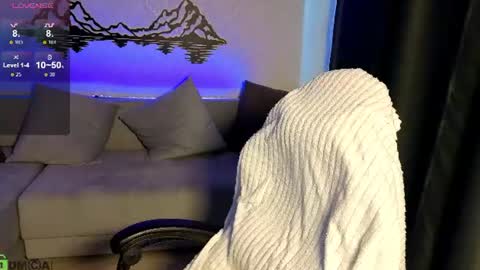 Snapshot of lady_luck18 chatting on June 14, 2026, 2:24 am Olivia online show from June 14, 2026, 2:24 am