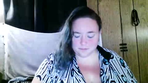 Snapshot of lady_lynns_shadow chatting on November 29, 2025, 5:27 pm Lady Lynns Shadow online show from November 29, 2025, 5:27 pm