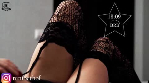    700  1300 -5 online show from February 11, 2025, 4:13 pm