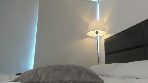    700  1300 -5 online show from March 7, 2025, 4:00 pm