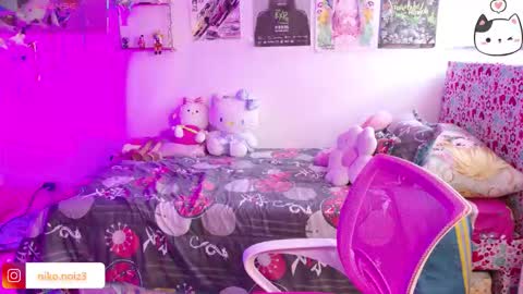 Lady  online show from February 2, 2026, 7:34 pm