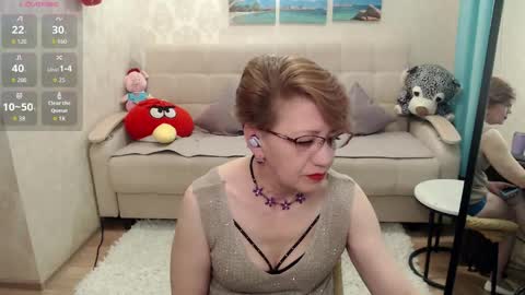 Snapshot of lady_sexy_di chatting on April 30, 2026, 12:22 pm Diana online show from April 30, 2026, 12:22 pm