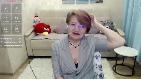 Snapshot of lady_sexy_di chatting on May 14, 2026, 4:14 pm Diana online show from May 14, 2026, 4:14 pm