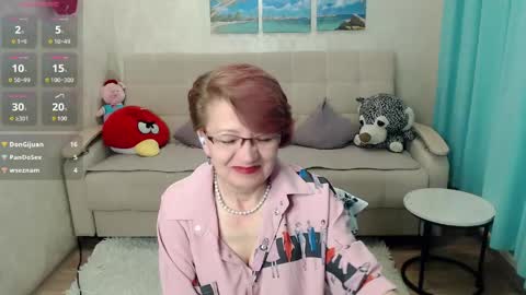 Snapshot of lady_sexy_di chatting on May 17, 2026, 4:14 pm Diana online show from May 17, 2026, 4:14 pm