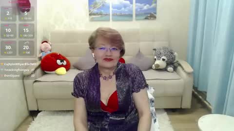 Snapshot of lady_sexy_di chatting on May 21, 2026, 4:25 pm Diana online show from May 21, 2026, 4:25 pm