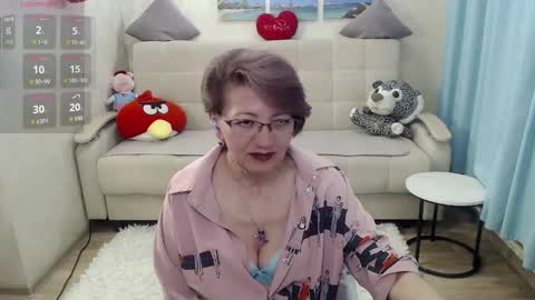 Snapshot of lady_sexy_di chatting on May 31, 2026, 12:23 pm Diana online show from May 31, 2026, 12:23 pm