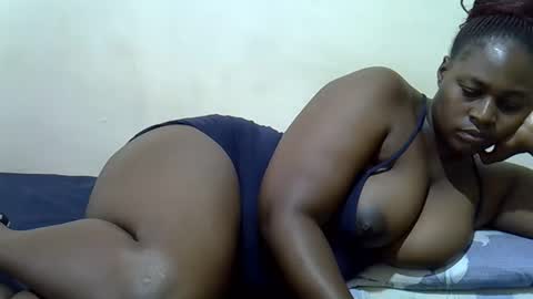 Snapshot of lady_veee chatting on May 25, 2026, 2:01 pm vivi online show from May 25, 2026, 2:01 pm