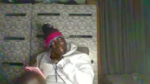 lindah32 online show from July 5, 2026, 12:28 am