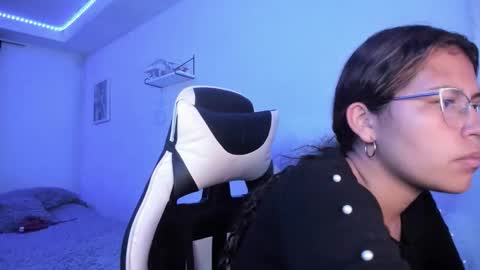  Lady  online show from February 12, 2026, 2:39 am