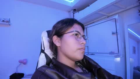 Snapshot of ladybrown_16 chatting on April 24, 2026, 3:31 am Lady online show from April 24, 2026, 3:31 am