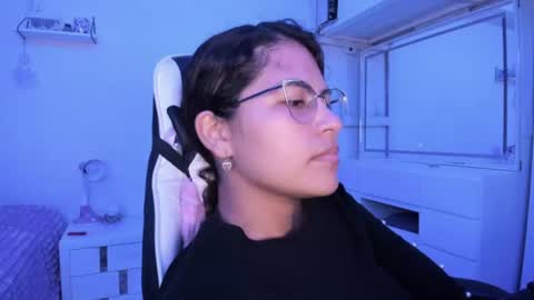 Snapshot of ladybrown_16 chatting on June 21, 2026, 3:20 am Lady online show from June 21, 2026, 3:20 am