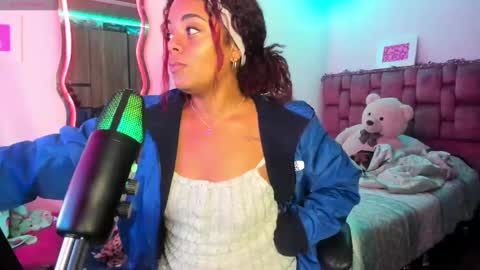 Snapshot of ladydanniela chatting on January 10, 2025, 1:09 pm leidy daniela online show from January 10, 2025, 1:09 pm