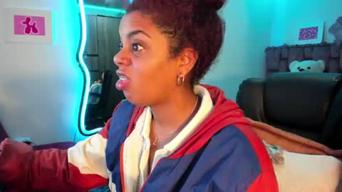 Snapshot of ladydanniela chatting on February 5, 2025, 8:11 am leidy daniela online show from February 5, 2025, 8:11 am