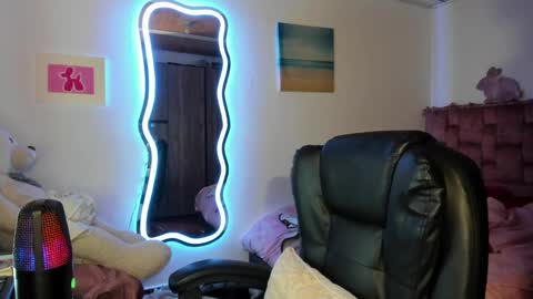 Snapshot of ladydanniela chatting on March 3, 2025, 7:43 am leidy daniela online show from March 3, 2025, 7:43 am