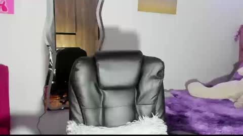 Snapshot of ladydanniela chatting on September 14, 2025, 1:05 am leidy daniela online show from September 14, 2025, 1:05 am