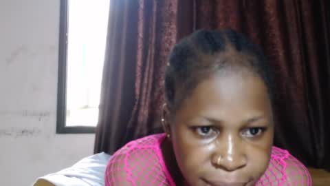 sexylila online show from April 25, 2026, 2:14 pm