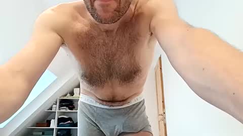 Snapshot of ladylover_1 chatting on December 13, 2024, 9:02 am ladylover_1 online show from December 13, 2024, 9:02 am