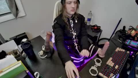 Snapshot of ladymeep chatting on December 3, 2025, 3:10 pm ladymeep online show from December 3, 2025, 3:10 pm