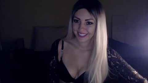 Monika online show from January 7, 2025, 1:35 pm