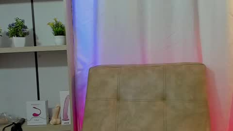 Snapshot of ladynemesis00 chatting on February 25, 2025, 12:03 am ladynemesis00 online show from February 25, 2025, 12:03 am