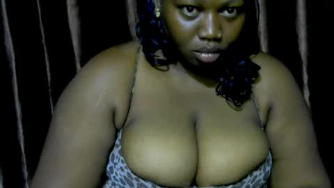 Snapshot of ladynina_ninss chatting on June 23, 2026, 11:19 am youngladynina online show from June 23, 2026, 11:19 am