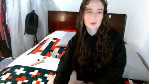 Snapshot of ladyofchalot chatting on January 31, 2025, 3:09 am Lucia Fernanda online show from January 31, 2025, 3:09 am