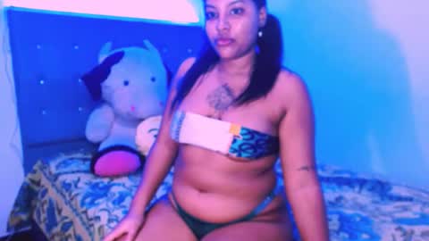 Snapshot of ladypussy69779756 chatting on February 3, 2026, 6:22 am laura online show from February 3, 2026, 6:22 am