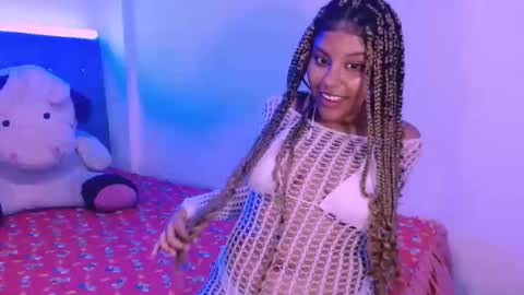 Snapshot of ladypussy69779756 chatting on March 3, 2026, 5:13 am laura online show from March 3, 2026, 5:13 am