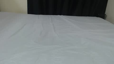 ladyqeeen online show from February 17, 2026, 7:31 pm