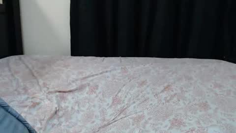 ladyqeeen online show from May 16, 2026, 12:07 am