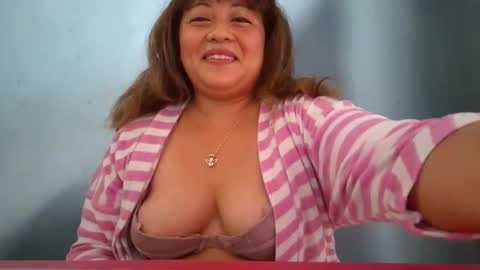 Snapshot of ladysophiebaby1 chatting on May 19, 2026, 11:33 pm Ladysophiebaby1s online show from May 19, 2026, 11:33 pm