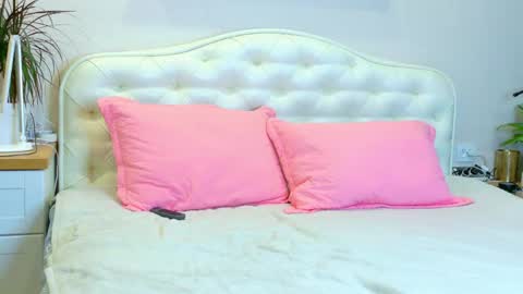 Maria online show from May 14, 2026, 2:40 am