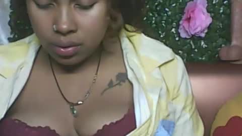 LadyXSnakes online show from September 22, 2025, 4:09 pm