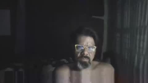 Snapshot of lagenovadura chatting on December 12, 2024, 6:14 am La Genova esta Dura beard boy male dick mastubate latinosexy latinohot latino glasses mature strong stronglegs online show from December 12, 2024, 6:14 am