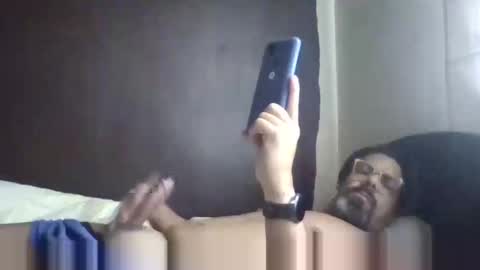 Snapshot of lagenovadura chatting on December 30, 2024, 3:24 pm La Genova esta Dura beard boy male dick mastubate latinosexy latinohot latino glasses mature strong stronglegs online show from December 30, 2024, 3:24 pm