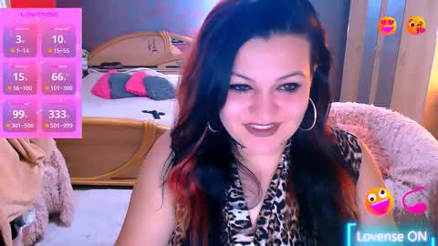 Arielle online show from February 9, 2026, 8:13 pm