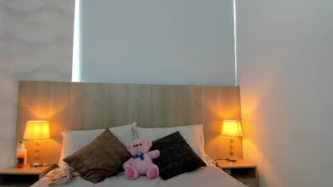 Laia Cruz online show from October 31, 2025, 7:37 pm