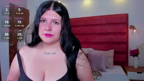 laia_hamilton online show from November 4, 2025, 5:23 pm