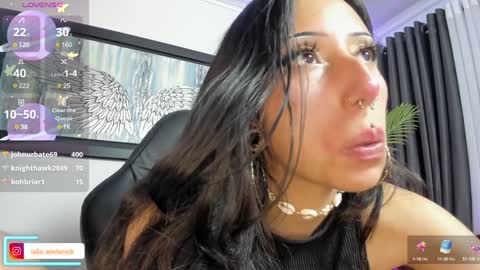 Snapshot of laila_angel chatting on December 23, 2024, 11:06 pm laila_angel online show from December 23, 2024, 11:06 pm