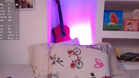 Snapshot of lailypink chatting on July 11, 2026, 4:21 pm samanta online show from July 11, 2026, 4:21 pm