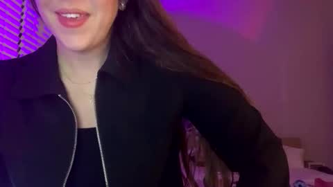 Snapshot of laineylifts chatting on January 19, 2026, 1:20 am Lainey online show from January 19, 2026, 1:20 am