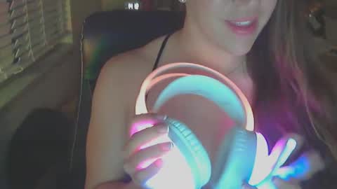 Snapshot of laineylifts chatting on March 22, 2026, 4:49 am Lainey online show from March 22, 2026, 4:49 am